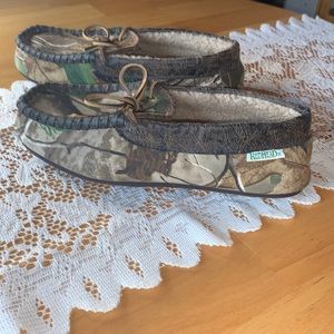 NWOT! RedHead slippers